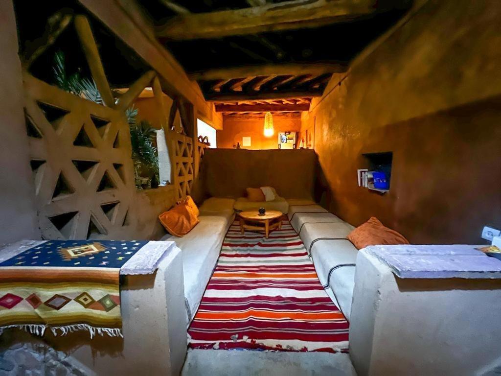 Dar Talmoudi Otel Tagounite Dış mekan fotoğraf