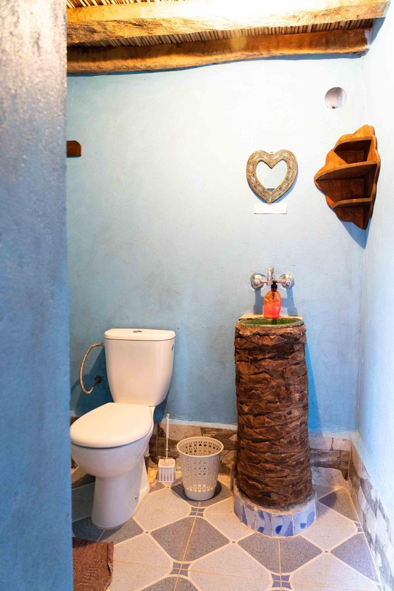 Dar Talmoudi Otel Tagounite Oda fotoğraf